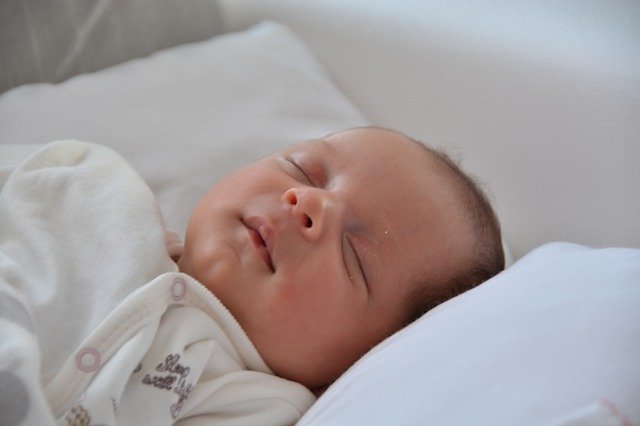 赤ちゃん寝るときは暖房付けっぱなし？赤ちゃんからすると不要!? 日々ナビブログ